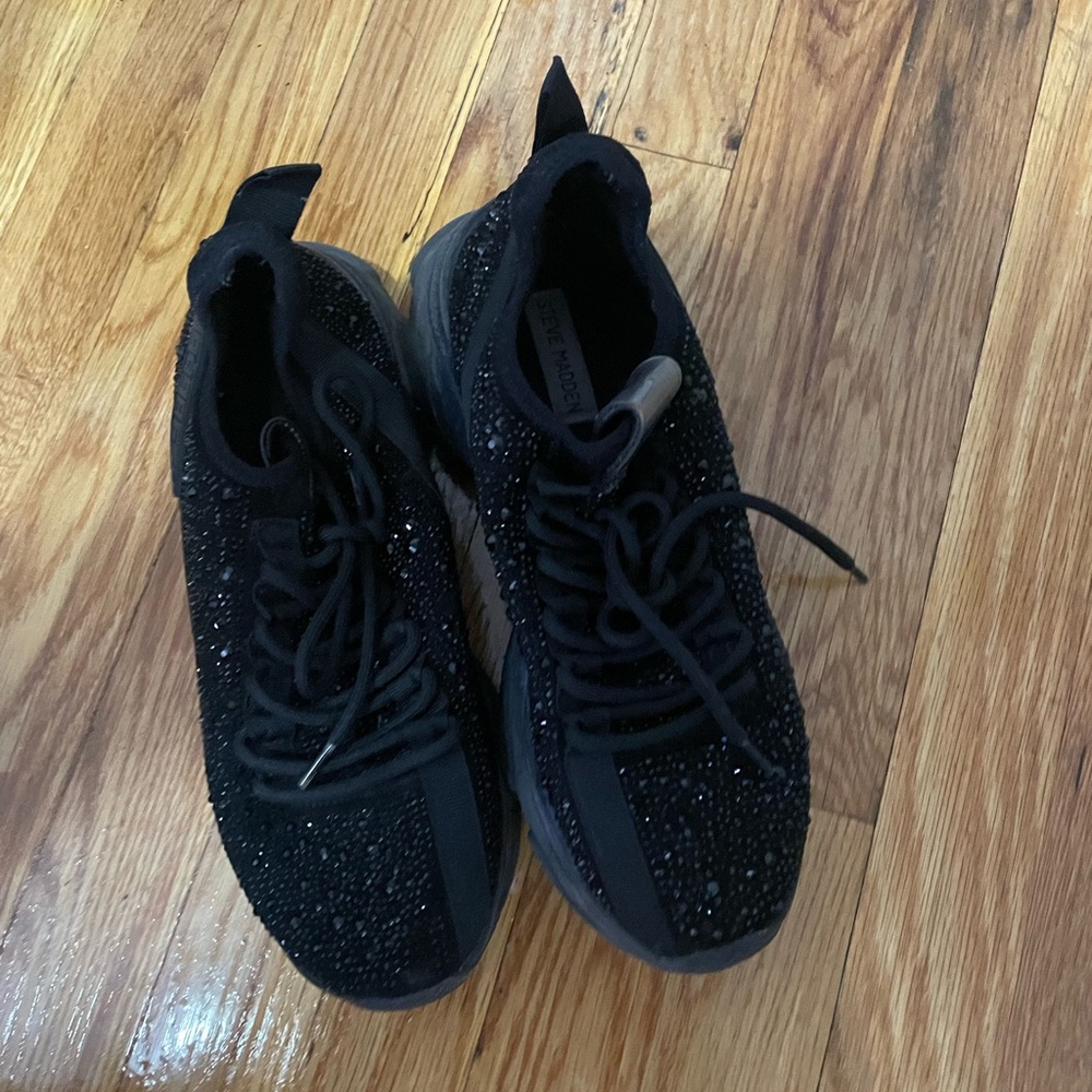Steve Madden Maxima Black Rhinestone Size 9
